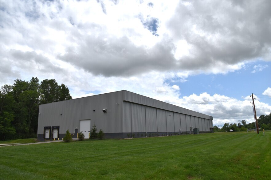 1680 James Pky, Heath, OH for lease - Building Photo - Image 3 of 4
