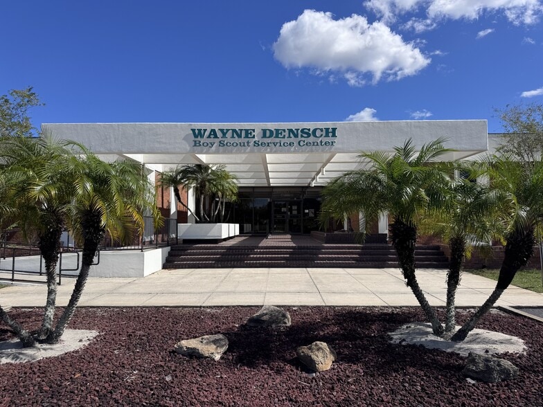 1951 S Orange Blossom Trl, Apopka, FL for sale - Building Photo - Image 2 of 10