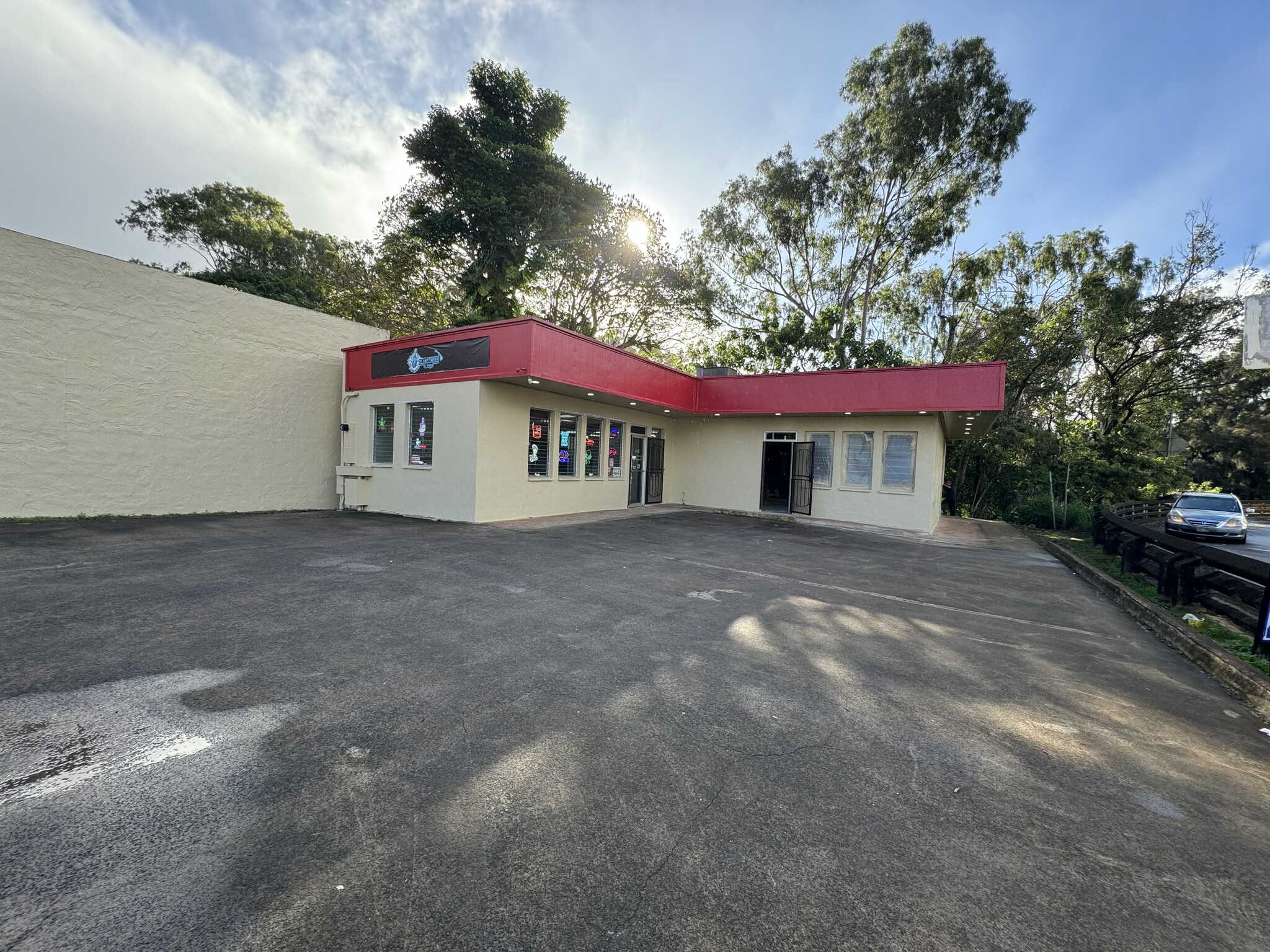 505 Avocado St, Wahiawa, HI for lease Building Photo- Image 1 of 9