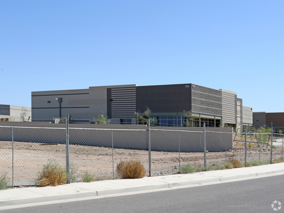 970 E Lone Cactus Rd, Phoenix, AZ 85024