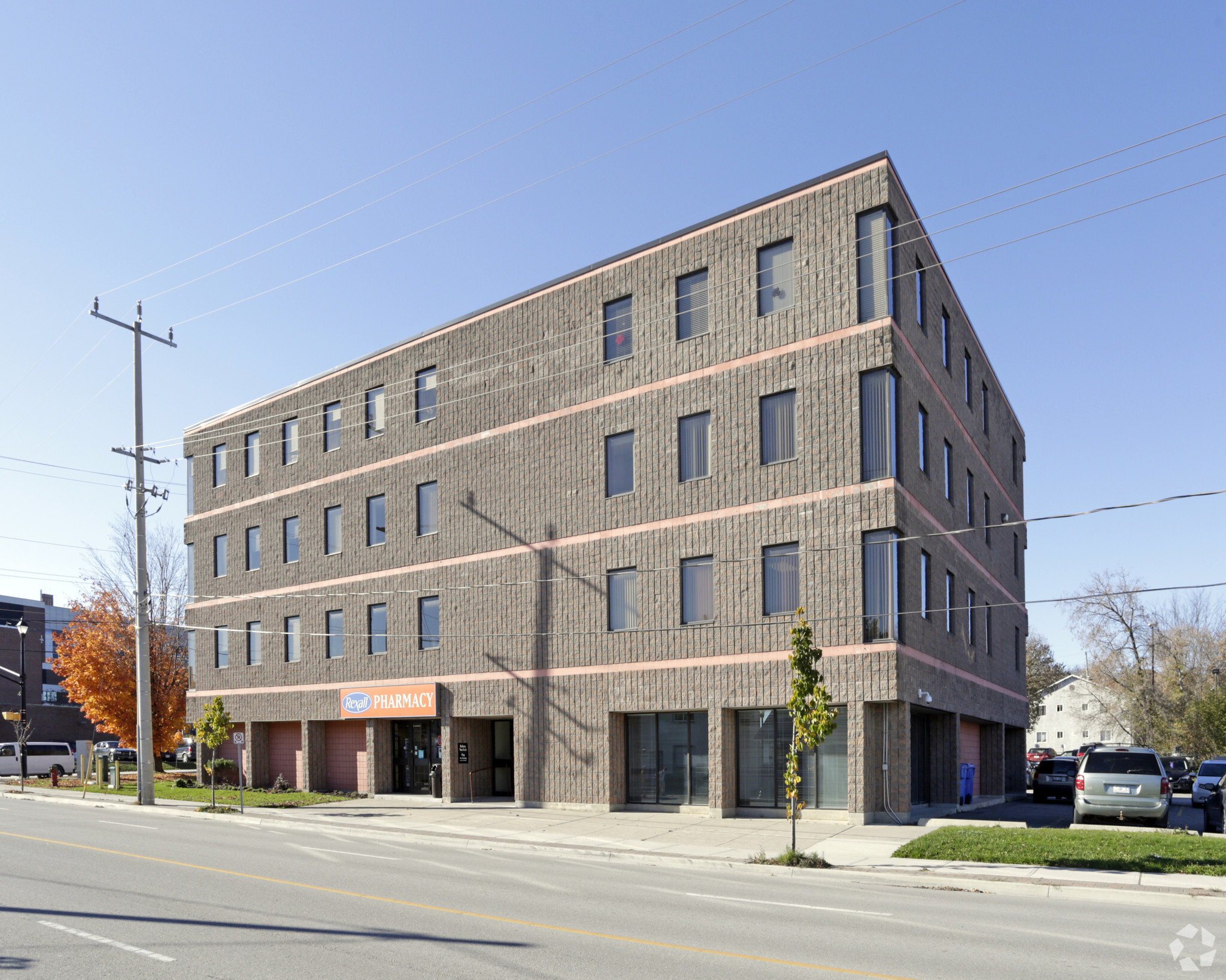 100 Colborne St, Orillia, ON for sale Primary Photo- Image 1 of 4