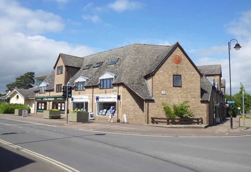 Brize Norton Rd, Carterton for sale - Building Photo - Image 3 of 4