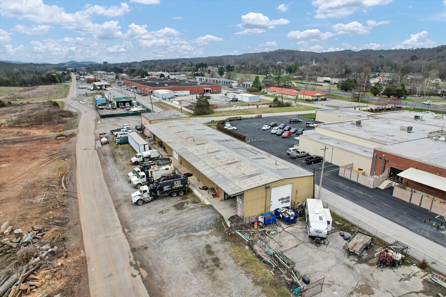 169 Warehouse Rd, Oak Ridge, TN for sale - Building Photo - Image 2 of 4