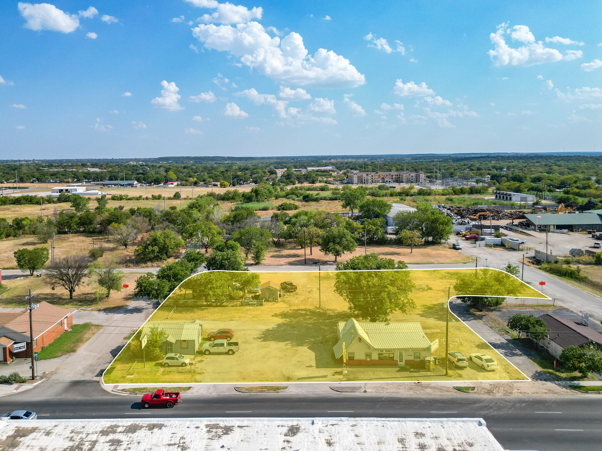 1608 SE 1st St, Mineral Wells, TX for sale Primary Photo- Image 1 of 1
