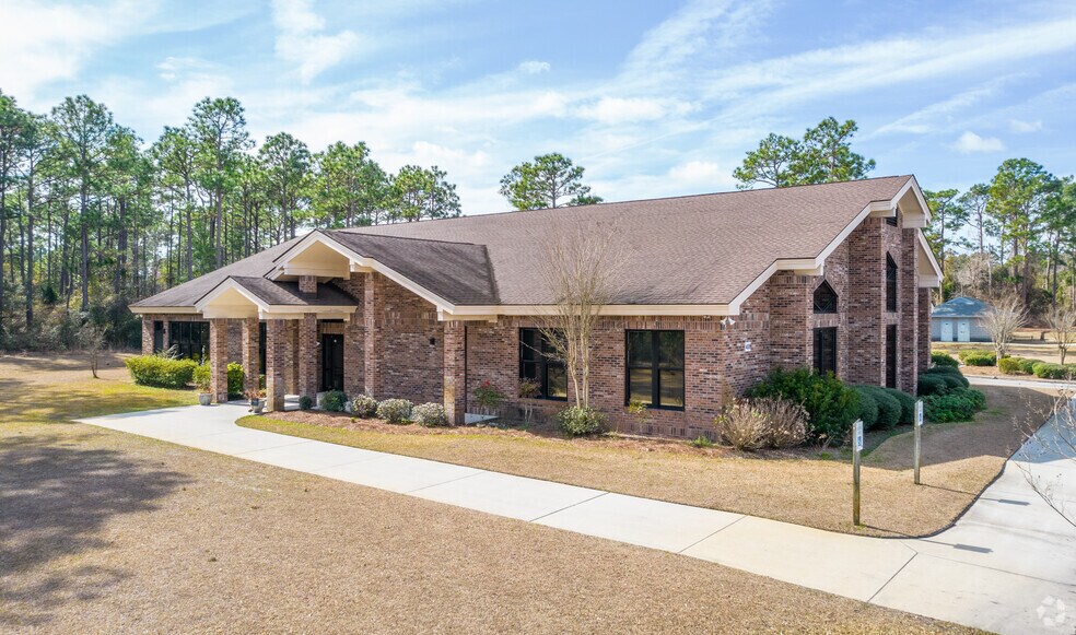 4008 S College Rd, Wilmington, NC 28412