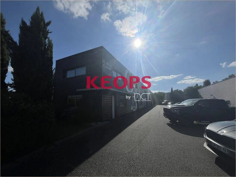 Flex in Montrabé for lease - Building Photo - Image 1 of 10