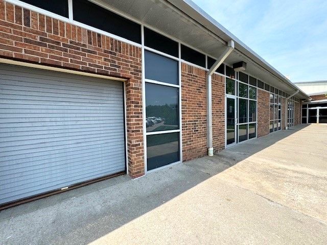 1220 Troup Ave, Kansas City, KS for lease - Building Photo - Image 2 of 2