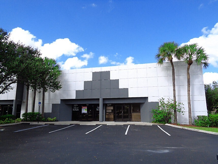 5365-5377 N Hiatus Rd, Sunrise, FL for lease Building Photo- Image 1 of 10