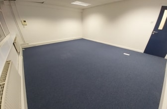 41 Imperial Way, Croydon for lease Interior Photo- Image 2 of 3