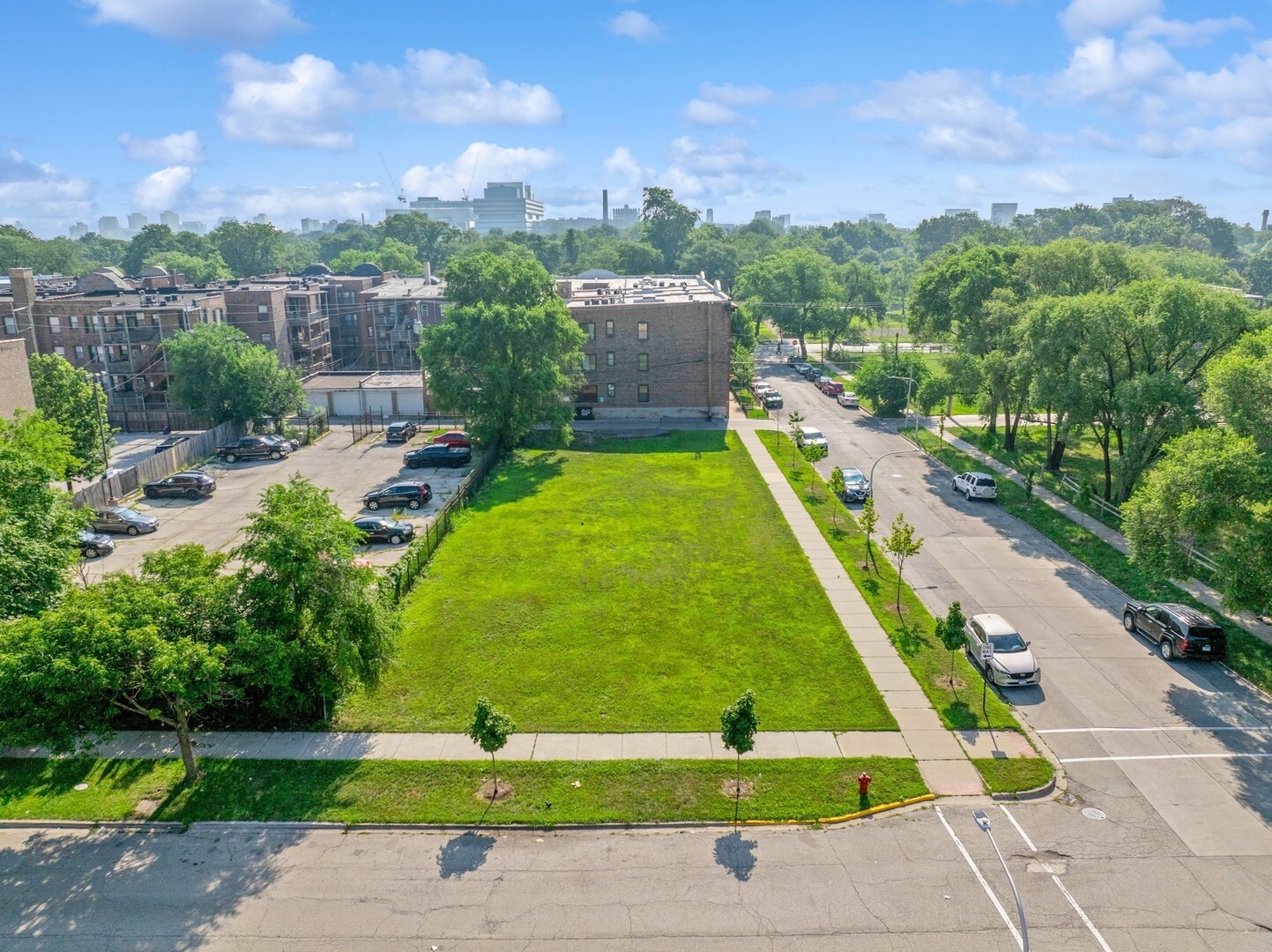 5755 Calumet Ave, Chicago, IL for sale Aerial- Image 1 of 21