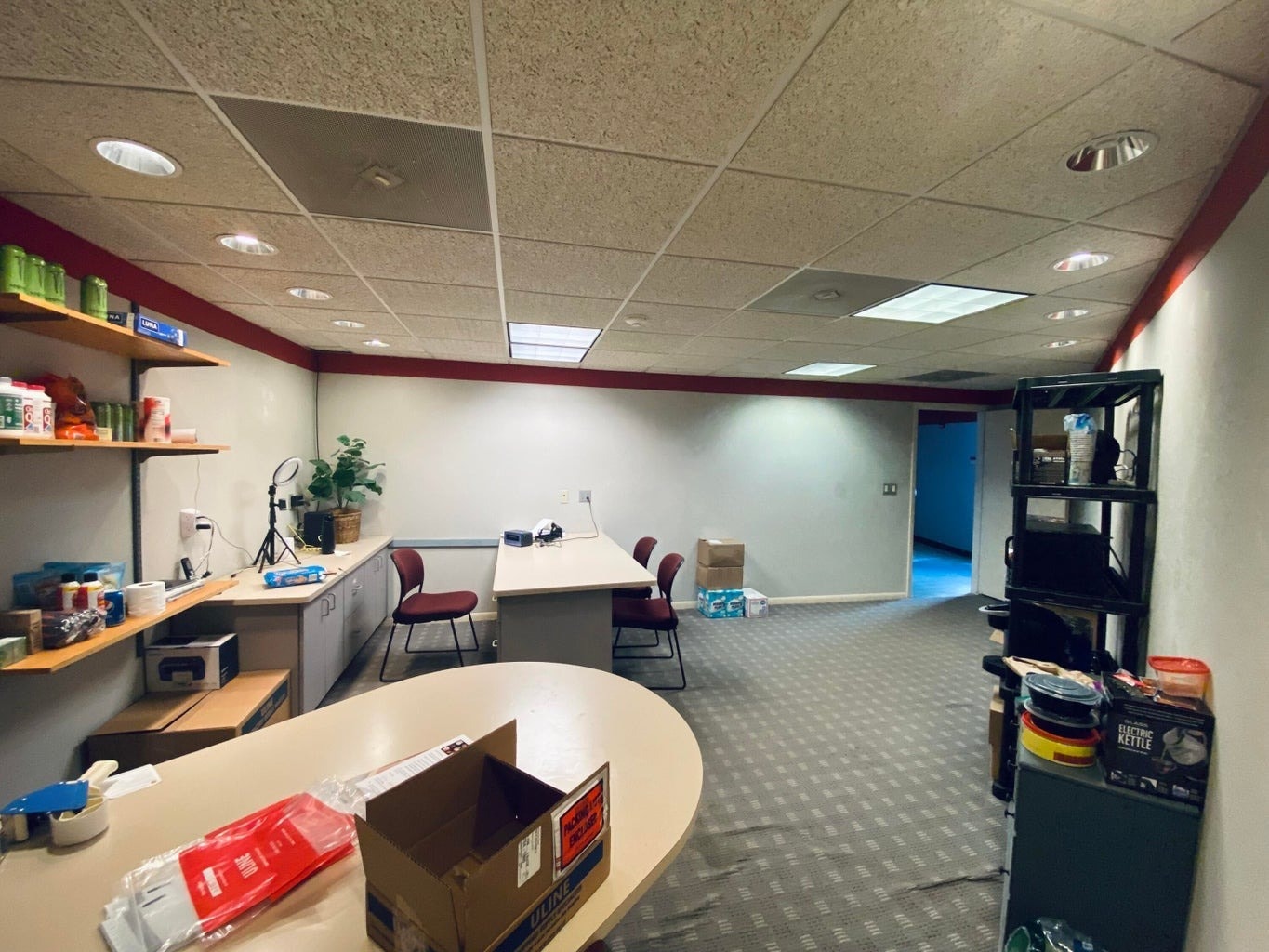 4230 W Loomis Rd, Greenfield, WI for lease Interior Photo- Image 1 of 20