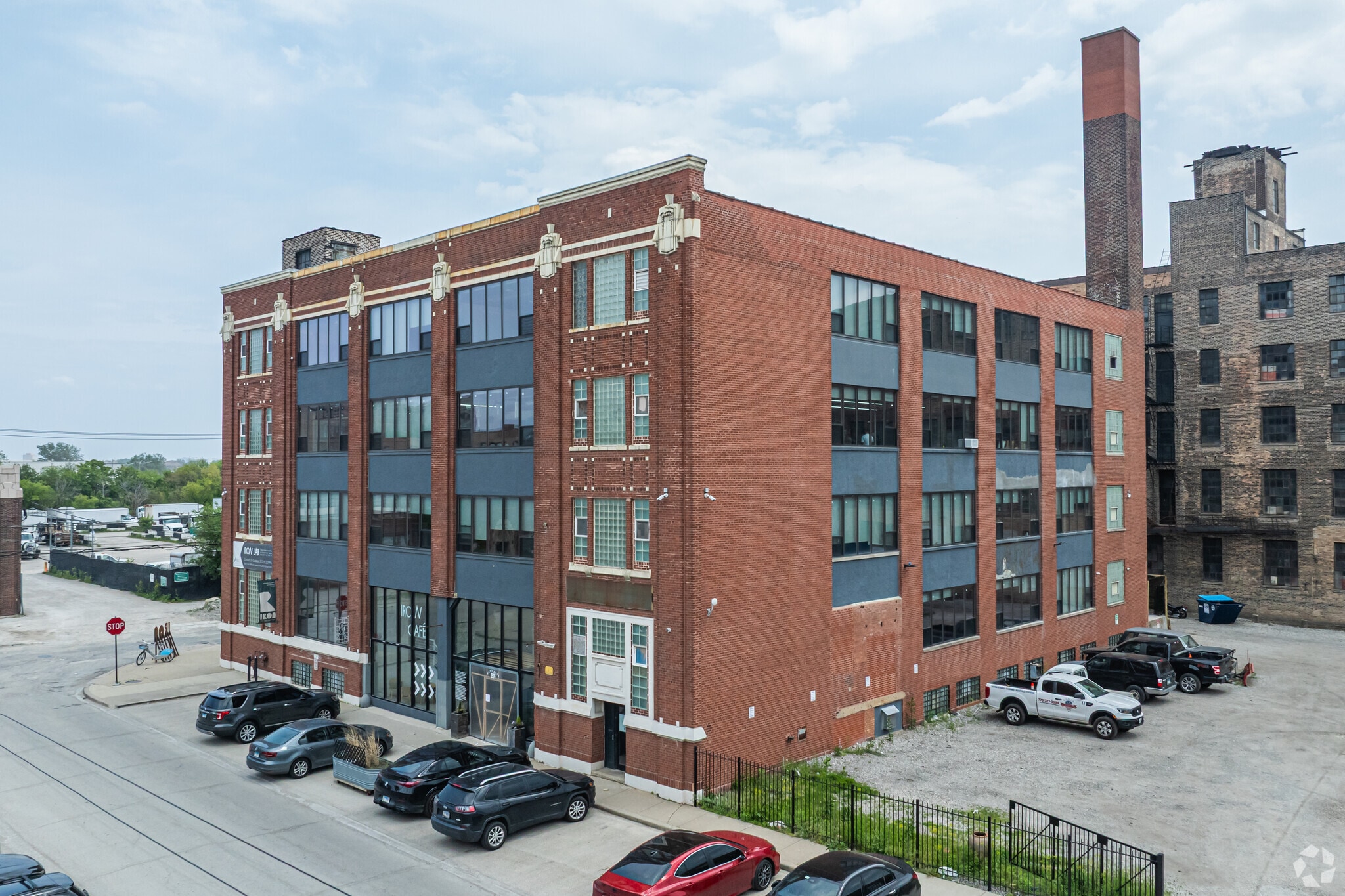 3700 S Iron St, Chicago, IL for lease Primary Photo- Image 1 of 5