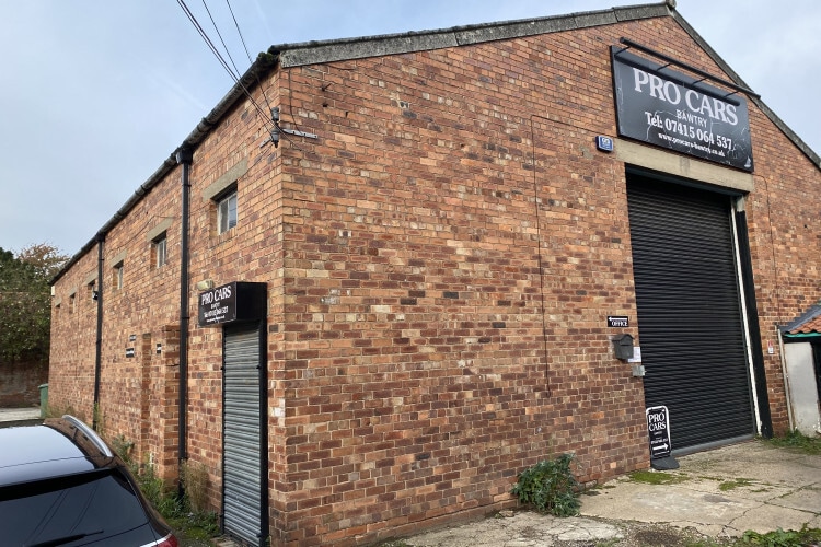 9-13 Market Pl, Bawtry for sale Building Photo- Image 1 of 1