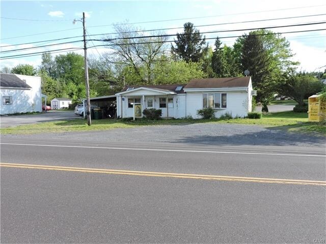 Retail in Easton, PA for sale - Primary Photo - Image 1 of 1