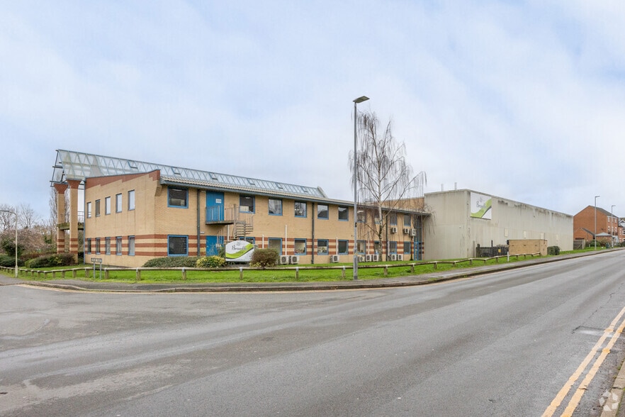 Crosby Rd, Market Harborough for sale - Primary Photo - Image 1 of 1