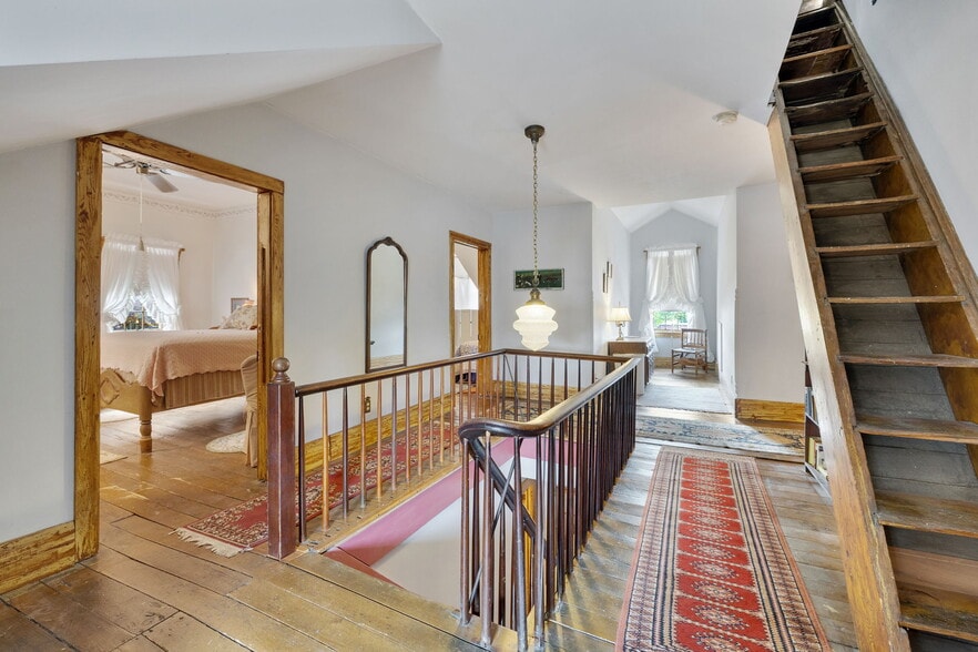 146 S 3rd St, Ste Genevieve, MO for sale - Interior Photo - Image 3 of 35