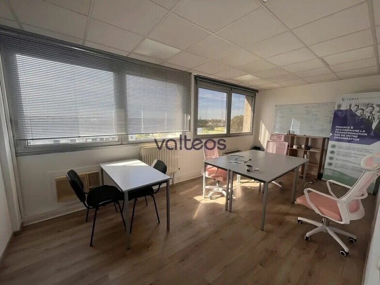 3 Chemin Du Pigeonnier De La Cépière, Toulouse for sale - Building Photo - Image 2 of 6