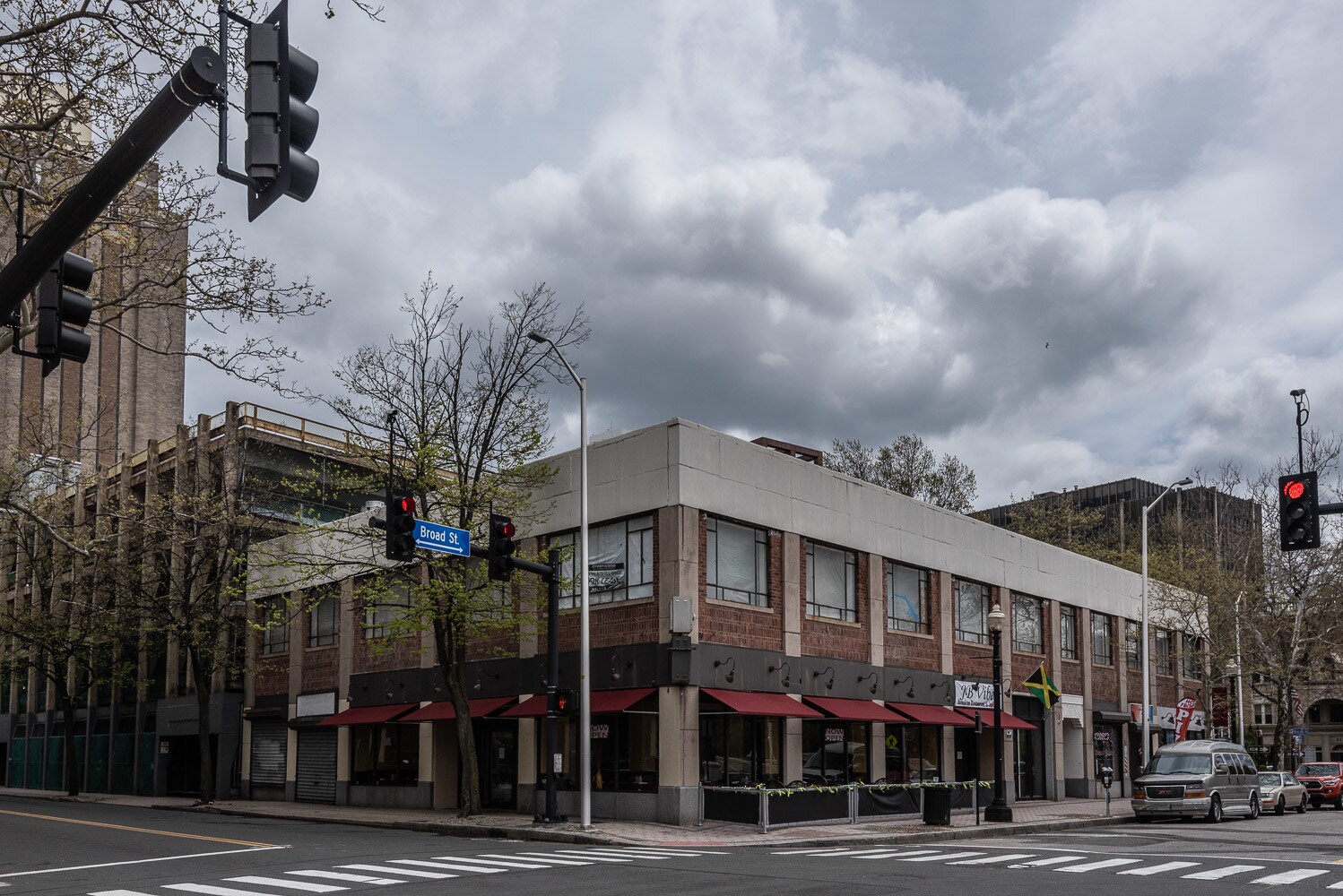 1016 Broad St, Bridgeport, CT for sale Building Photo- Image 1 of 1