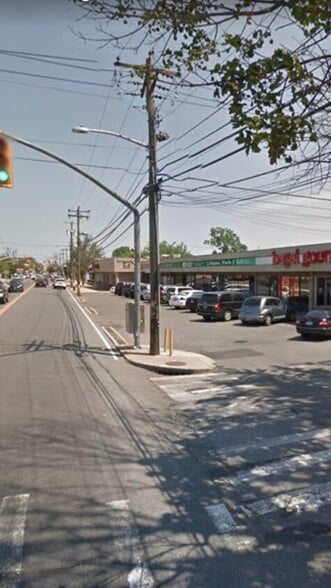 131 Main St, East Rockaway, NY for lease - Building Photo - Image 3 of 23