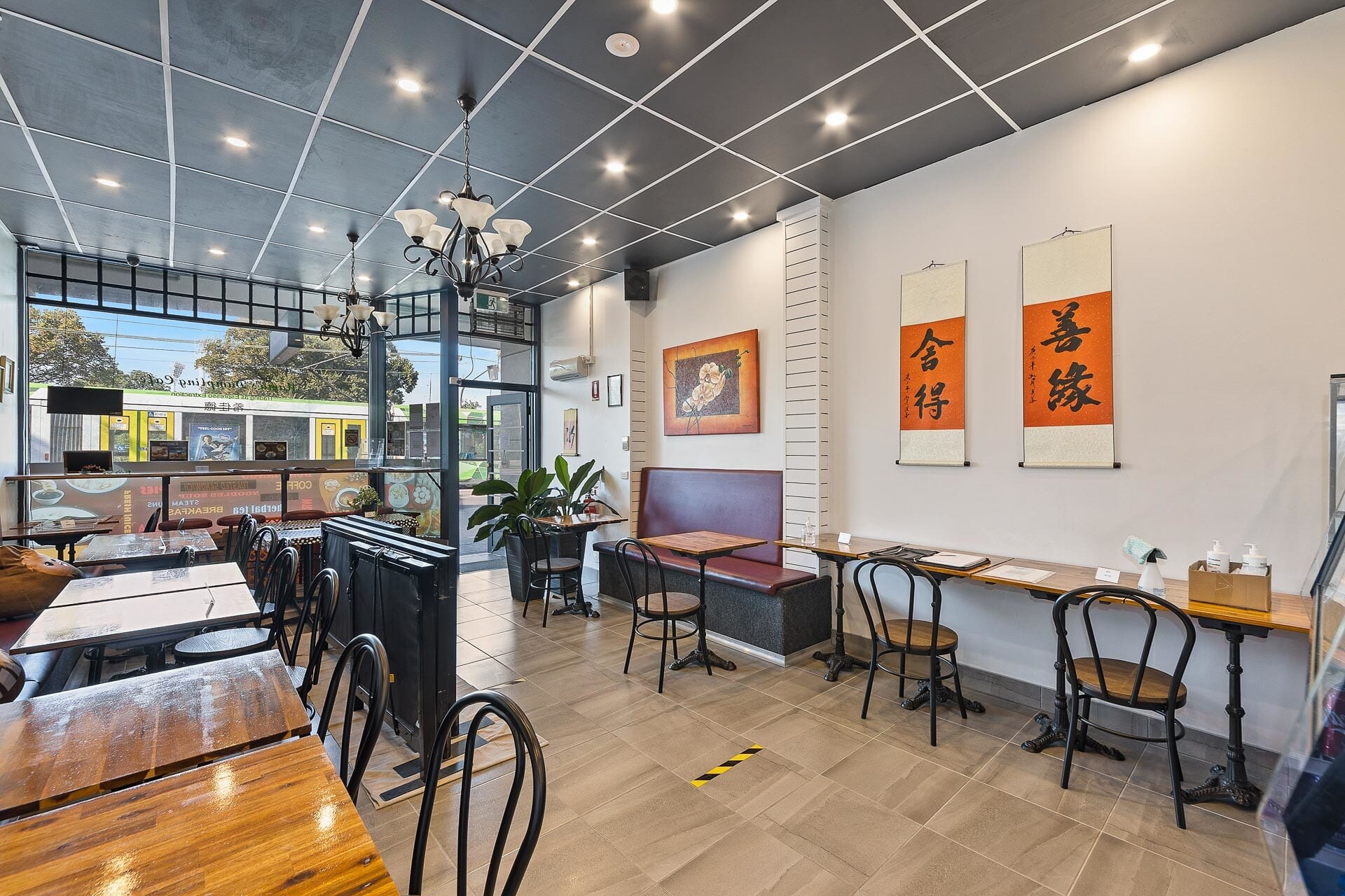 138 Wellington Pde, East Melbourne for lease Interior Photo- Image 1 of 4