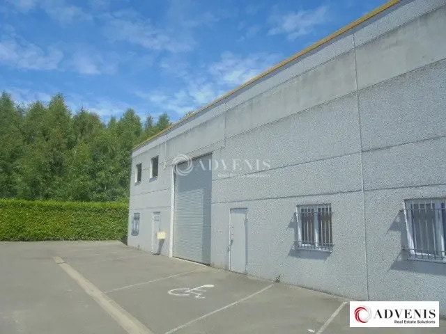 Location Local d'activités 270 m²