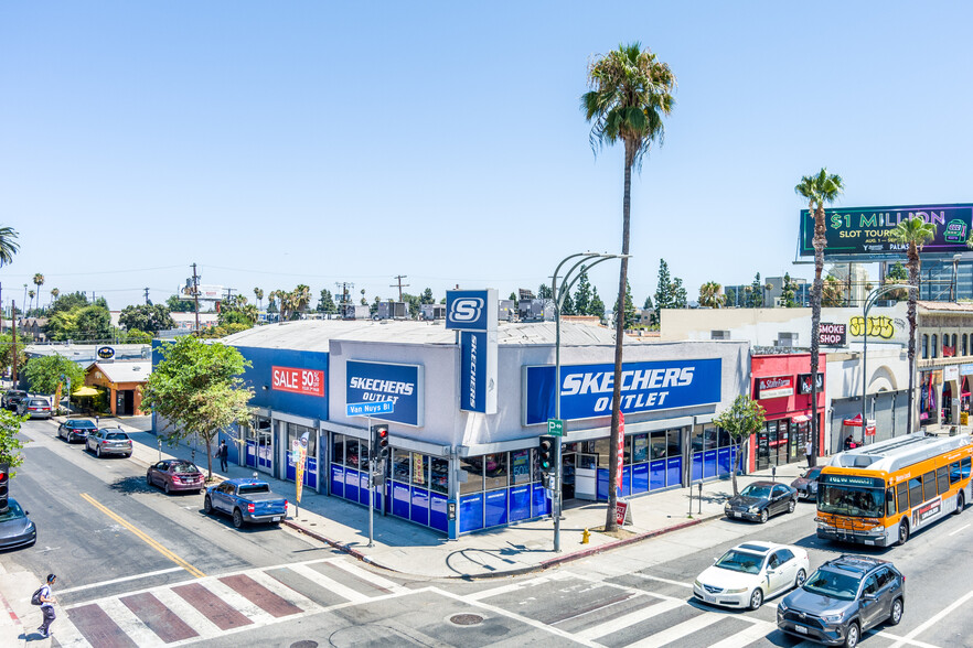 6424 Van Nuys Blvd, Van Nuys, CA for sale - Building Photo - Image 2 of 8