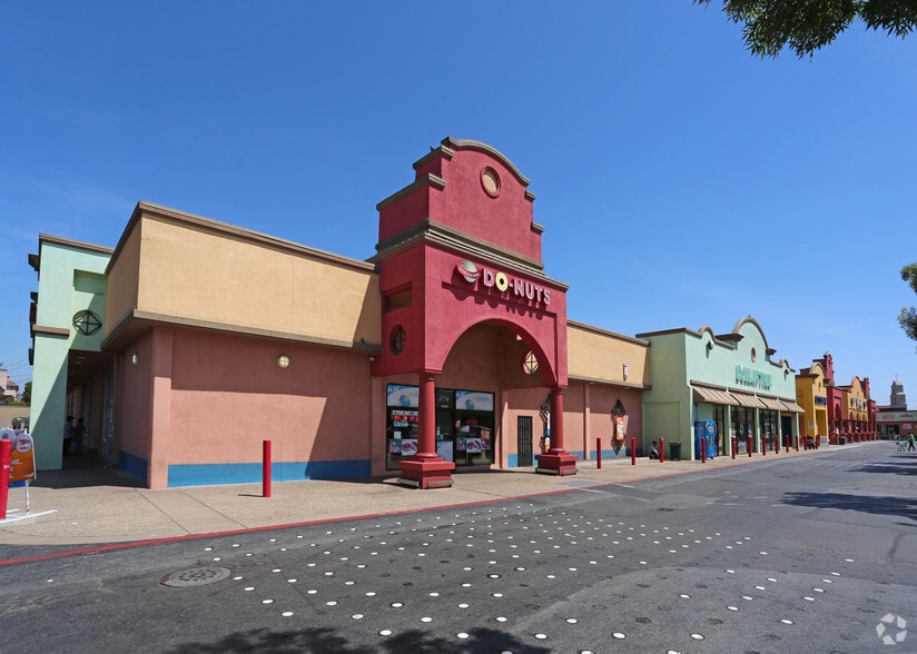 20800-20812 Hesperian Blvd, Hayward, CA for lease - Building Photo - Image 2 of 6