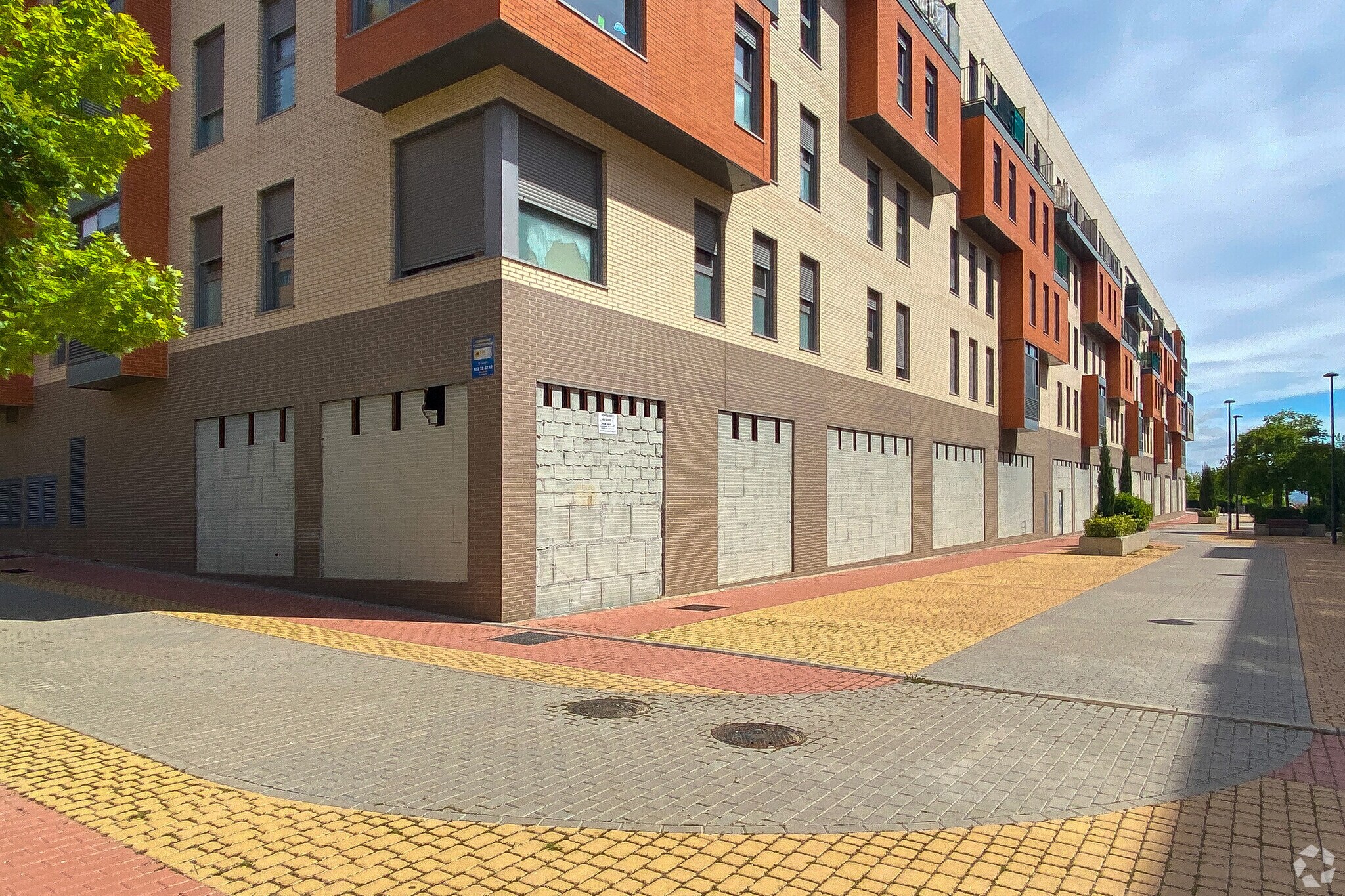 Avenida de Mari Pepa Colomer, 3, Getafe, Madrid for sale Building Photo- Image 1 of 1