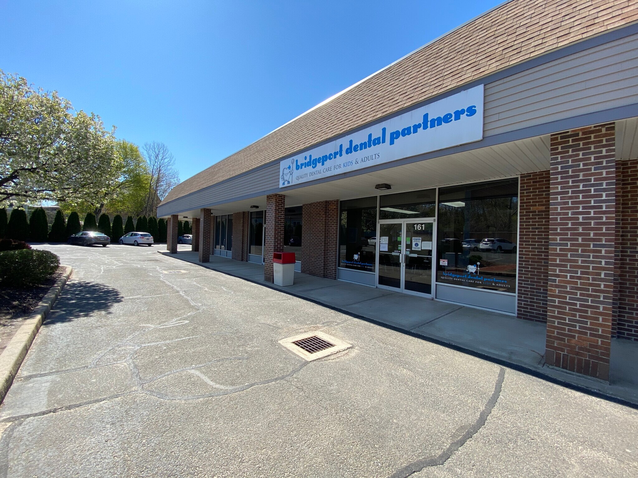 161 Boston Ave, Bridgeport, CT 06610 Bayview Plaza