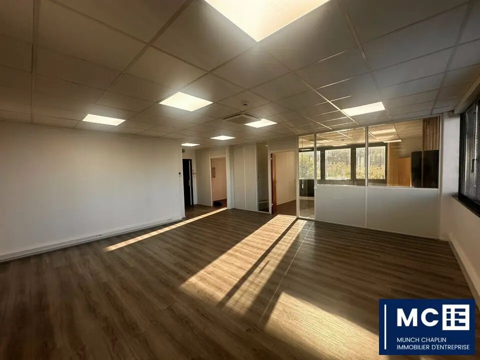 Office in Strasbourg for sale Building Photo- Image 1 of 7