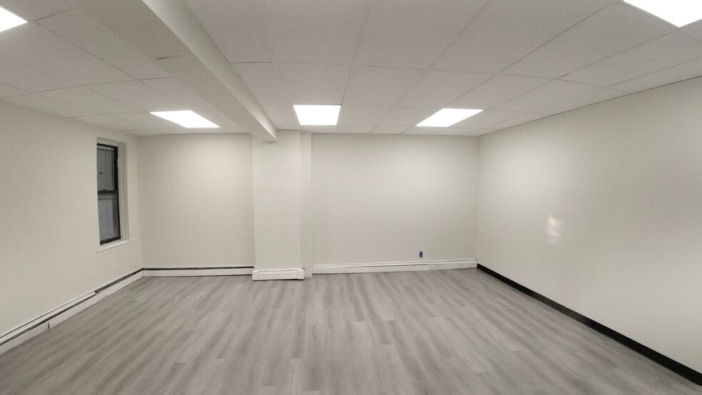 473 Broadway, Bayonne, NJ for lease - Interior Photo - Image 3 of 15