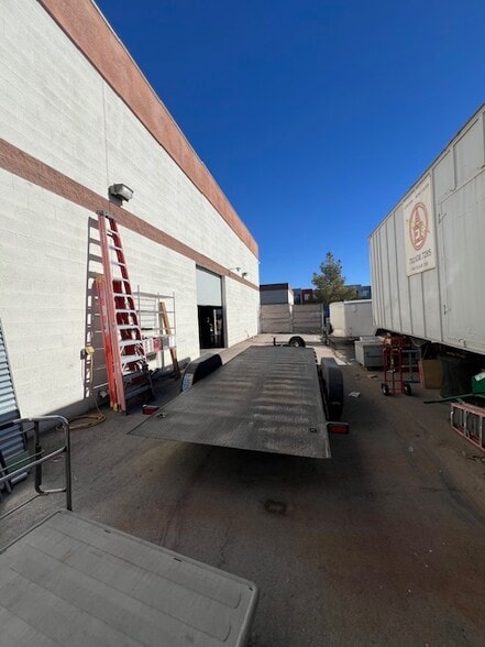 3415 W Lake Mead Blvd, North Las Vegas, NV for sale - Building Photo - Image 2 of 10