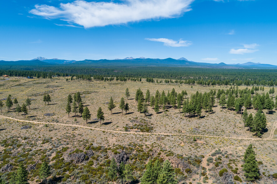 Shevlin Park Rd, Bend, OR for sale - Aerial - Image 3 of 11