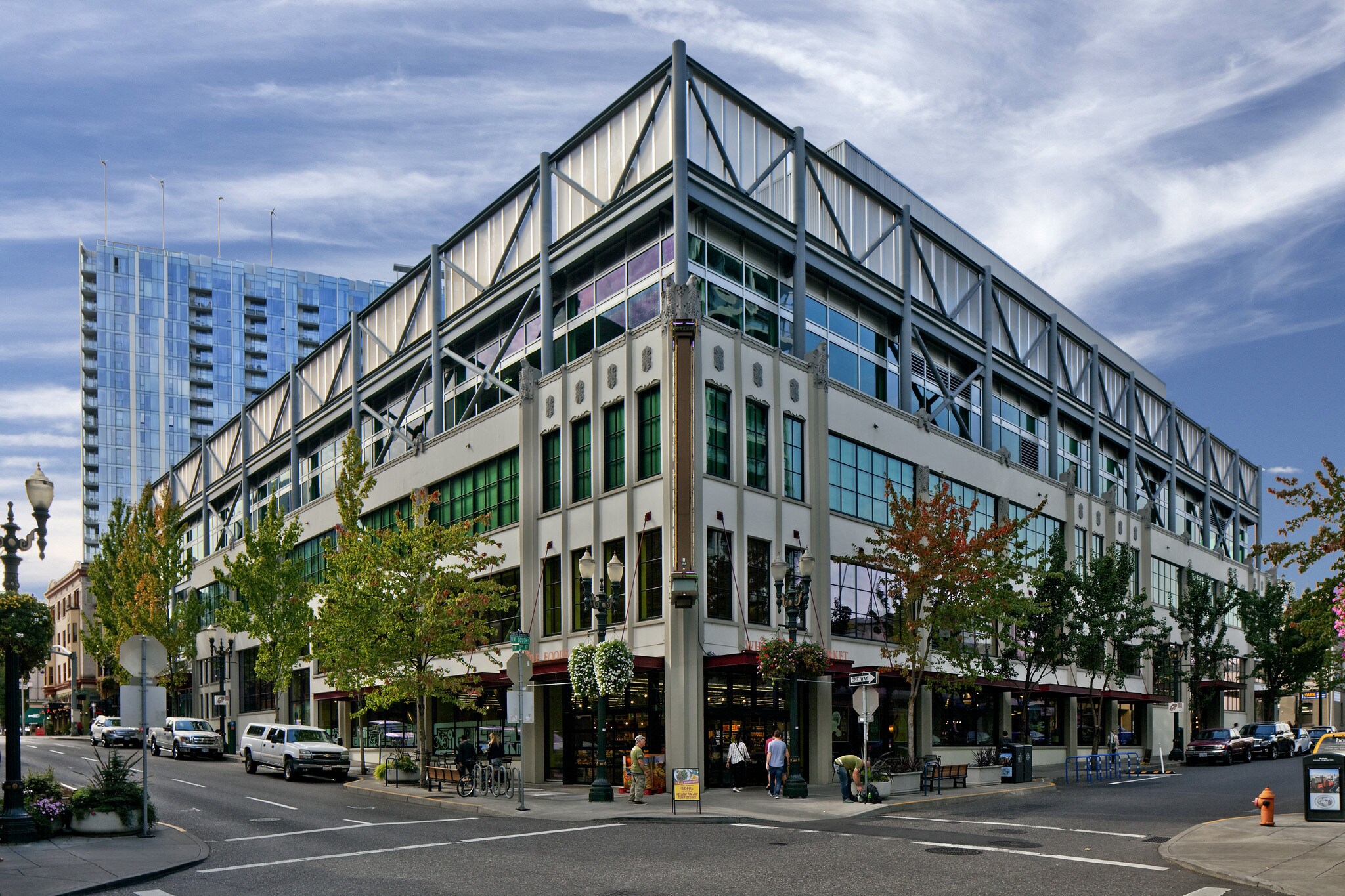 1207-1235 W Burnside St, Portland, OR for sale Building Photo- Image 1 of 1