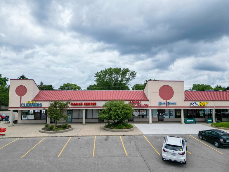 819-965 E Auburn Rd, Rochester Hills, MI for lease - Building Photo - Image 3 of 5