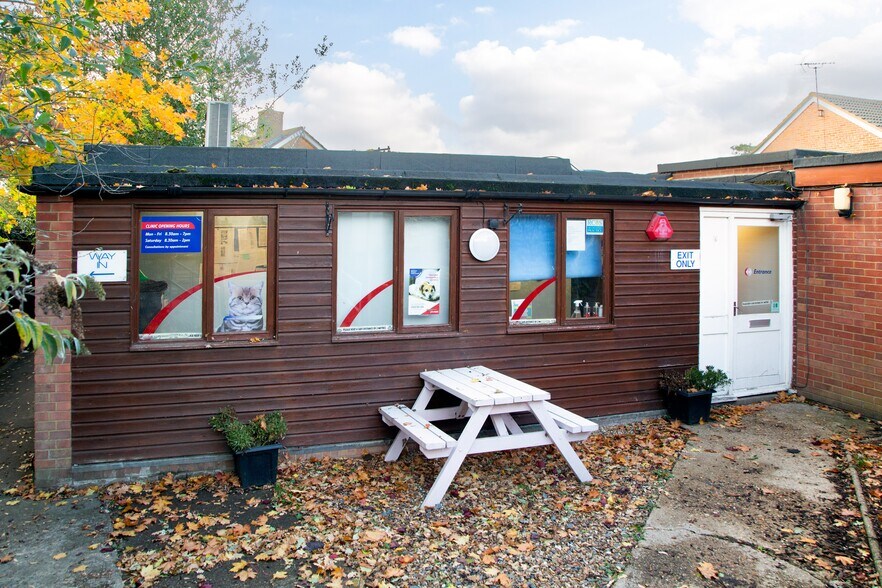 47 The Ridgeway, Flitwick for sale - Primary Photo - Image 2 of 7