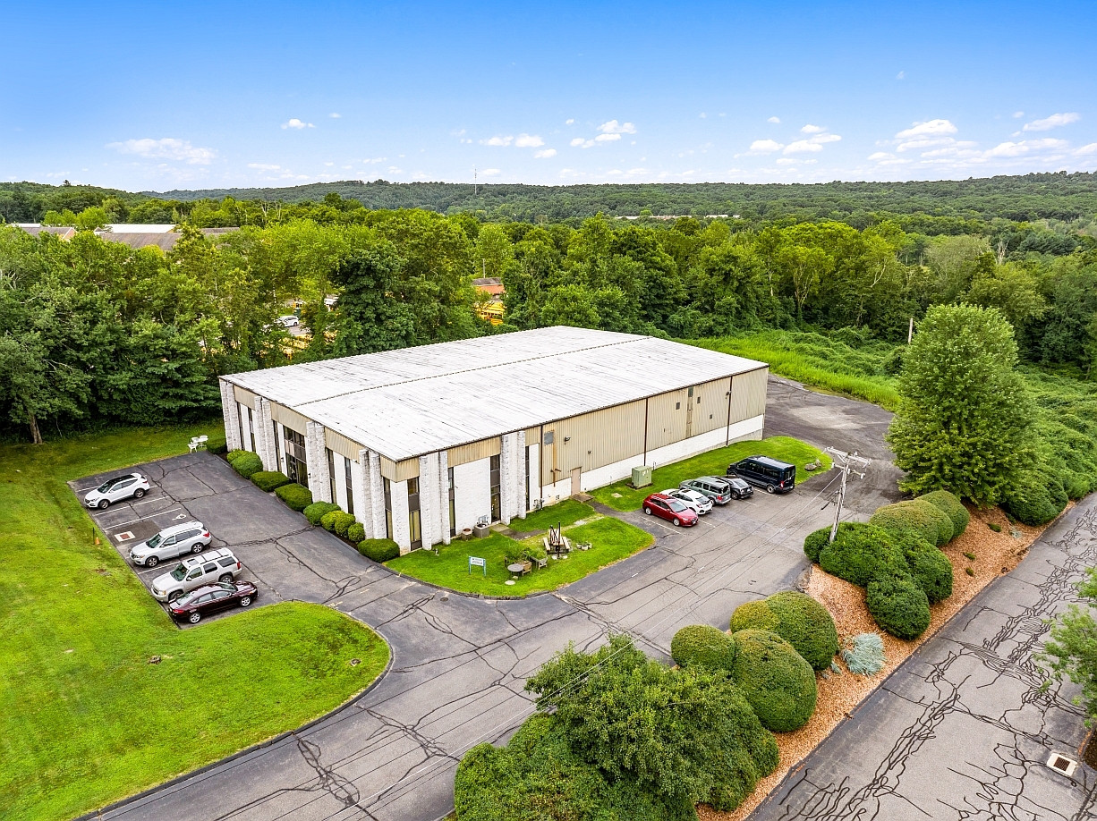 125 N Benson Rd, Middlebury, CT for sale Building Photo- Image 1 of 5