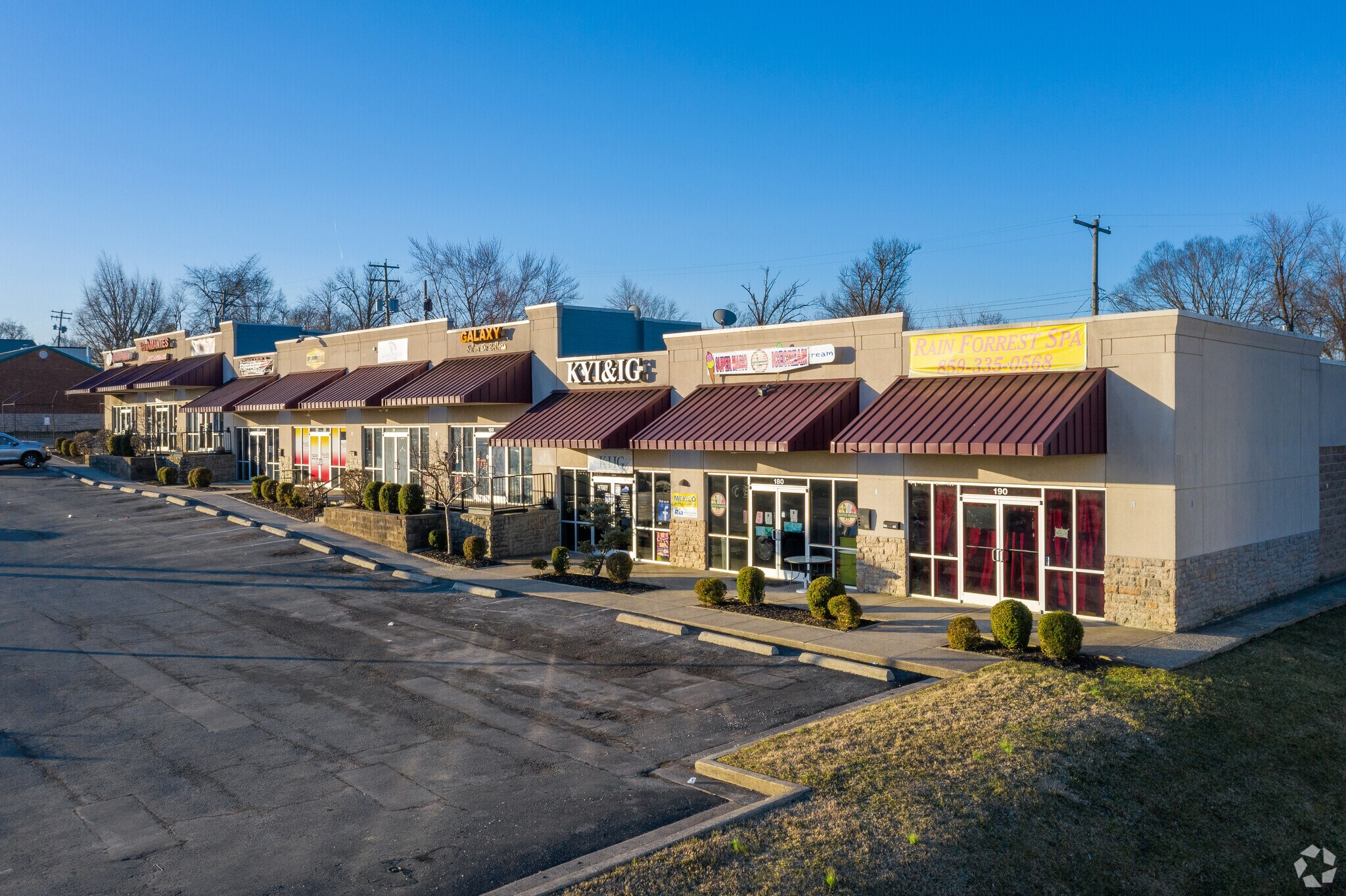 340 E New Circle Rd, Lexington, KY for sale Primary Photo- Image 1 of 1