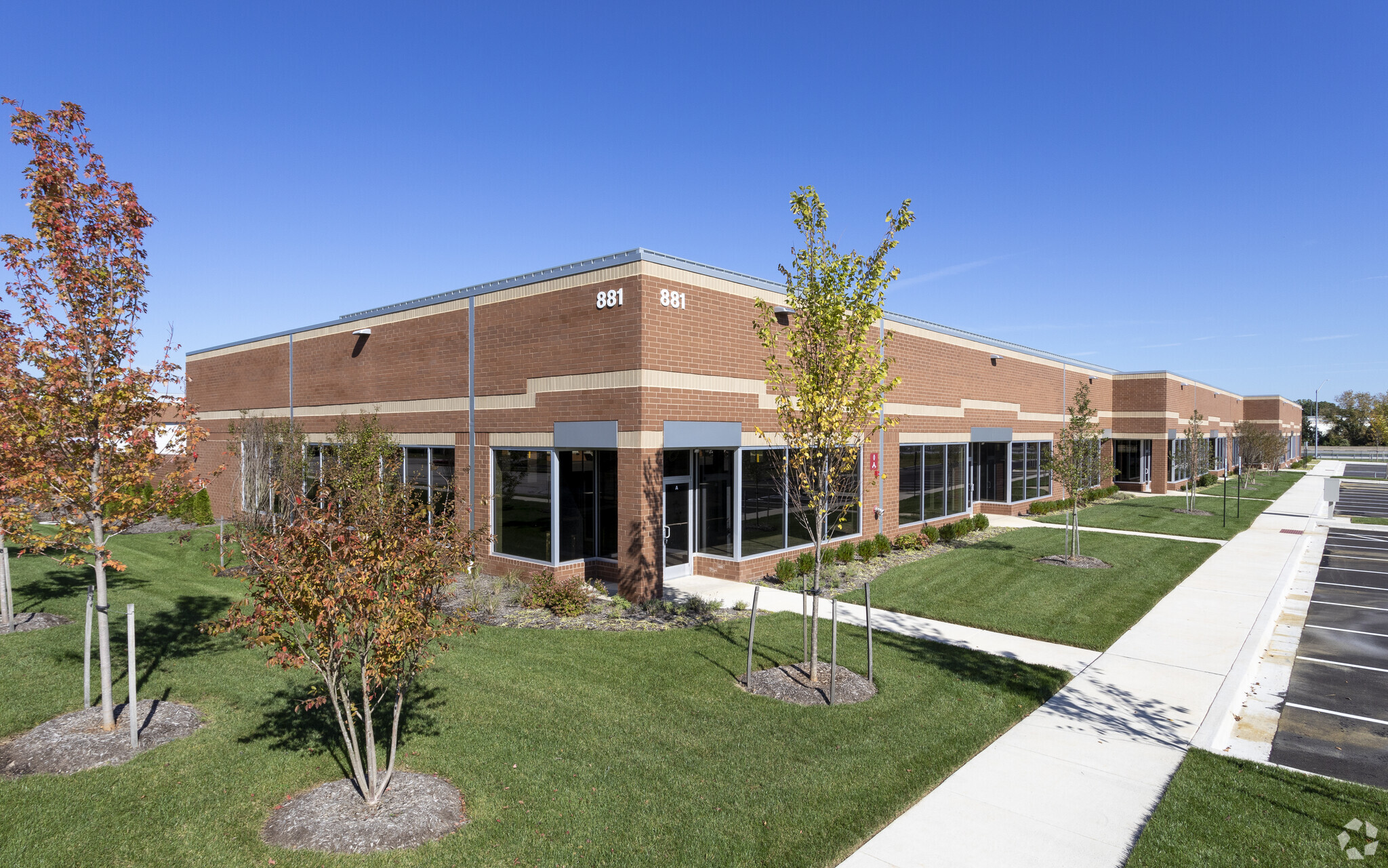 910 Cromwell Park Dr, Glen Burnie, MD for lease Building Photo- Image 1 of 57