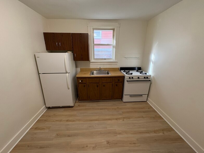 119 Giffin Ave, Pittsburgh, PA for sale - Building Photo - Image 3 of 11