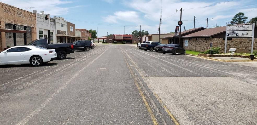 148 Ed Wall St, Tenaha, TX for sale - Building Photo - Image 3 of 16