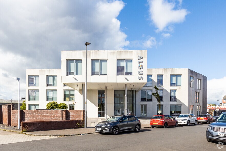 Brook St, Glasgow, G40 3AP