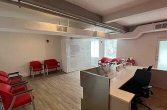 1110 Central Ave, Saint Petersburg, FL for lease Interior Photo- Image 2 of 8