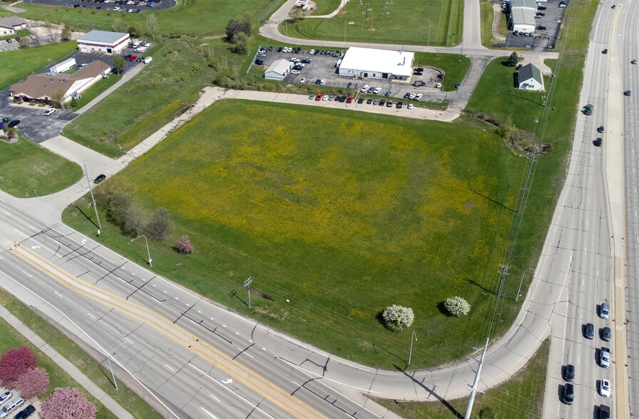 535 37th St NE, Rochester, MN for sale - Aerial - Image 3 of 5