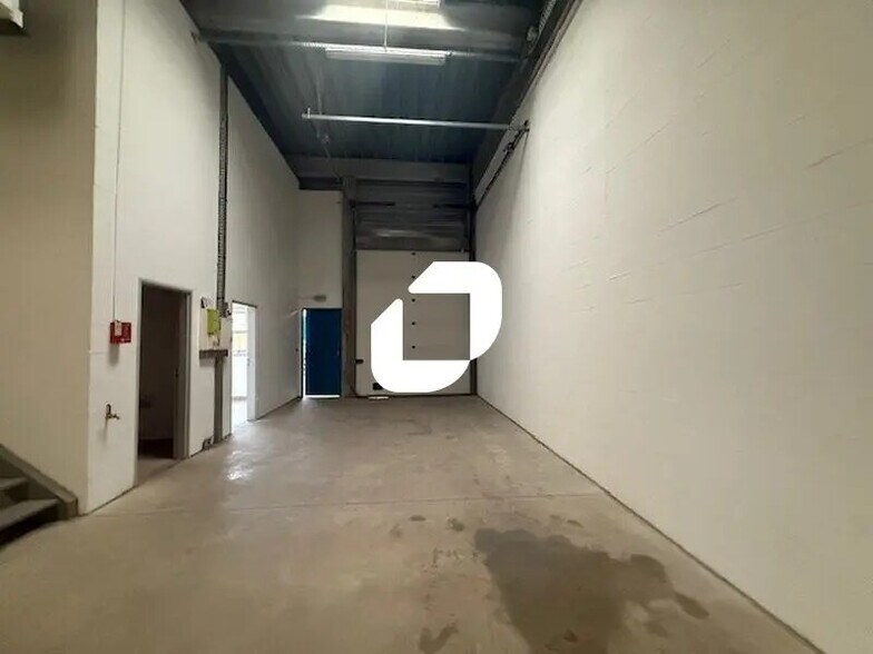 Flex in Chambly for lease - Interior Photo - Image 1 of 9