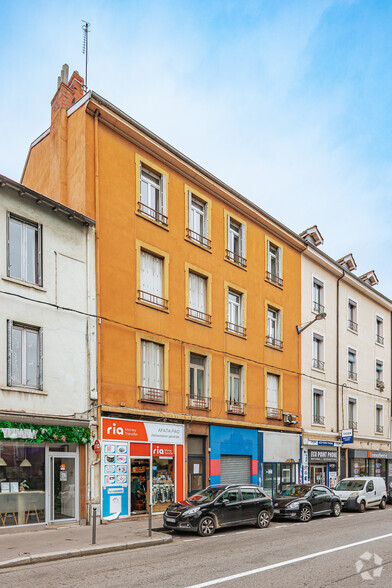 21 Rue Pierre Sémard, Oullins for sale - Primary Photo - Image 1 of 1