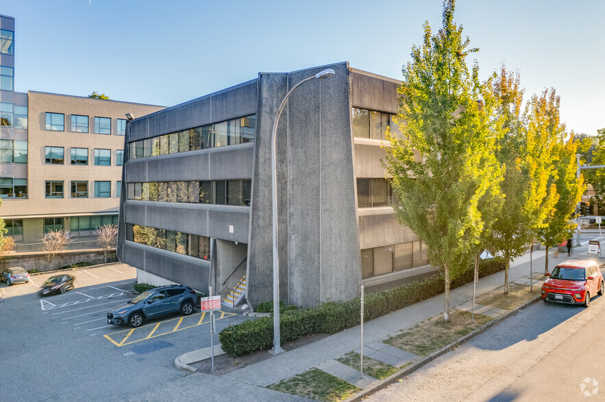 250 Keary St, New Westminster, BC for sale - Building Photo - Image 2 of 5