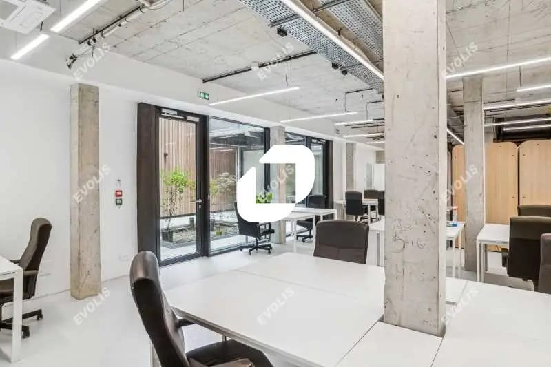 Office in Paris for lease - Building Photo - Image 3 of 14