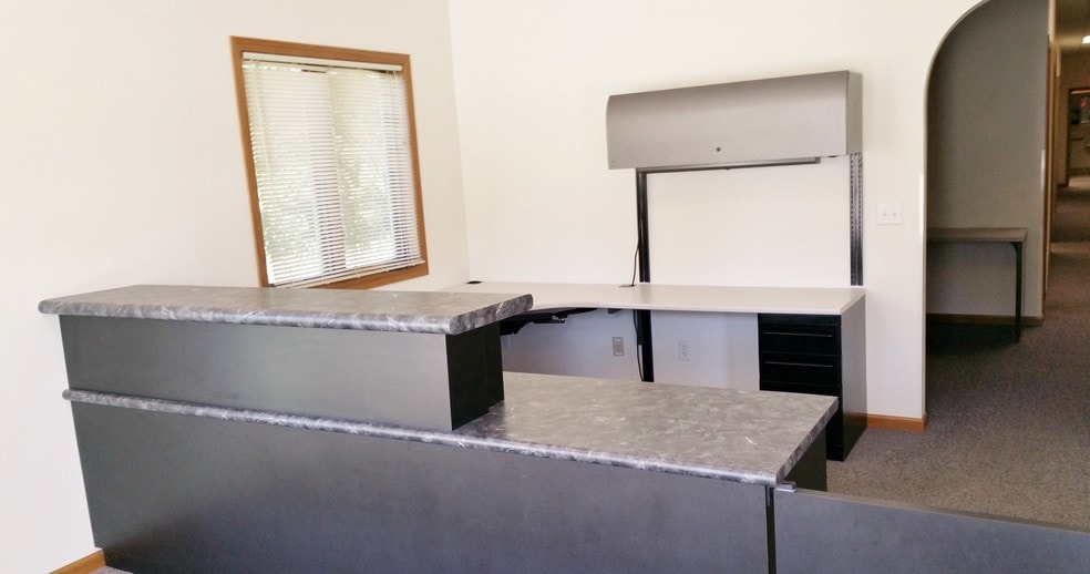 3345 State Road 93, Eau Claire, WI for lease - Building Photo - Image 2 of 6