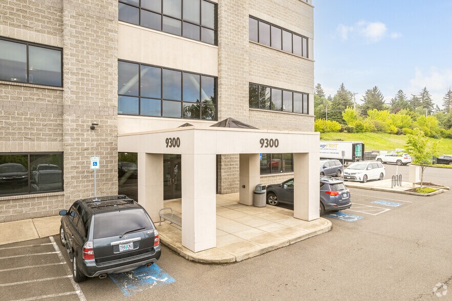 9300 SE 91st Ave, Happy Valley, OR for lease - Building Photo - Image 3 of 8